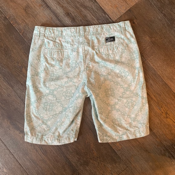 Union Mens Shorts - Picture 4 of 8